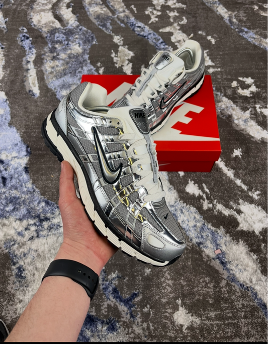 Nike P-6000 Metallic silver